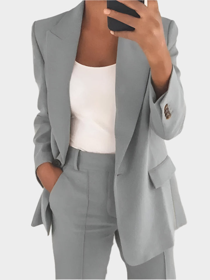 Sleek Women's Set