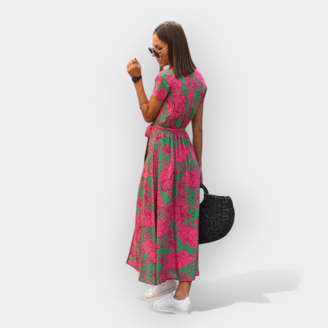 Dress with Comfortable, Stable Fit